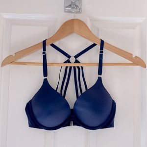 | Very Sexy | by Victoria Secret bombshell plunge strappy bra. Size 32B.